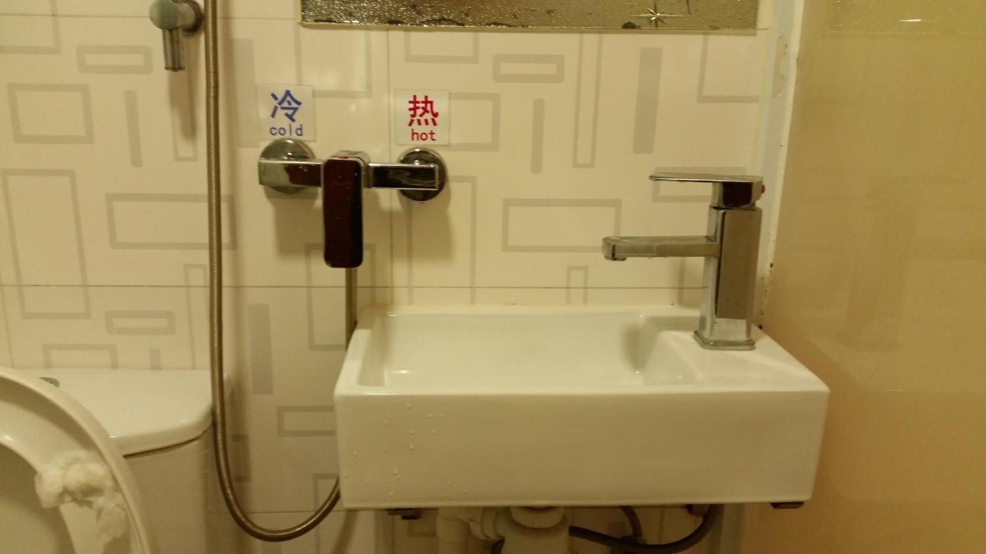 Li Cheng Guesthouse Хонконг Екстериор снимка